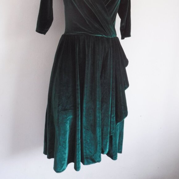 NWT Pinup Girl Clothing Monica Green Velvet Swing Dress Size L - Picture 3 of 8